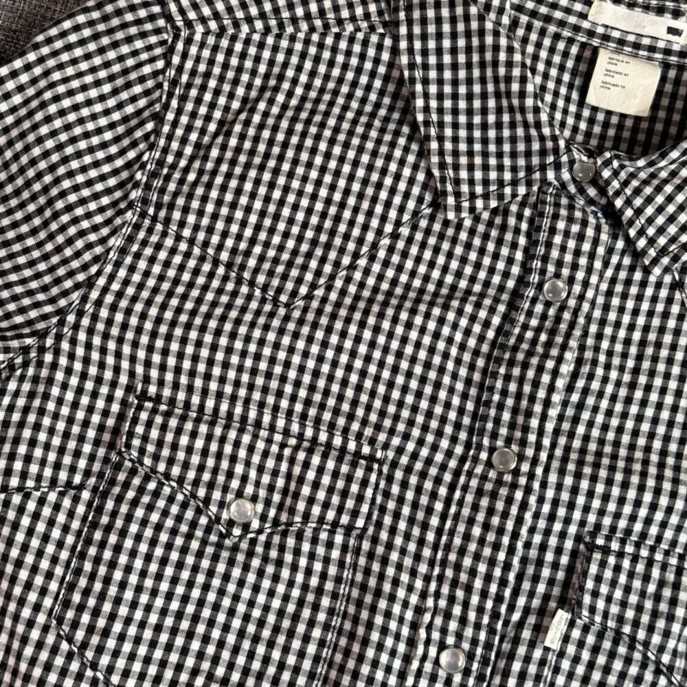 Levis Button Down Shirt Womens Size: SP Black Gingham Plaid Western Snap